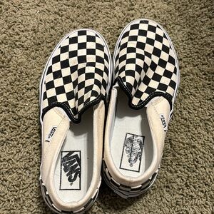 Woman’s 6.5 vans